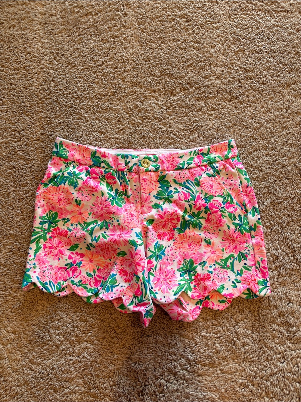 Lilly Pulitzer Scalloped Floral Shorts